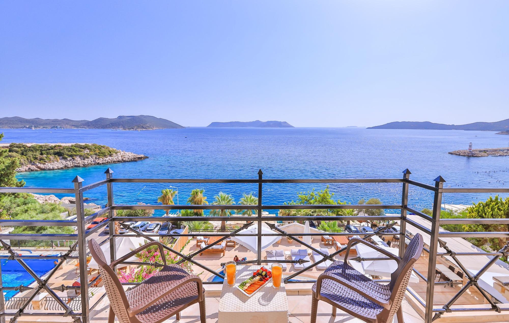 Hera Hotel Каш Екстериор снимка
