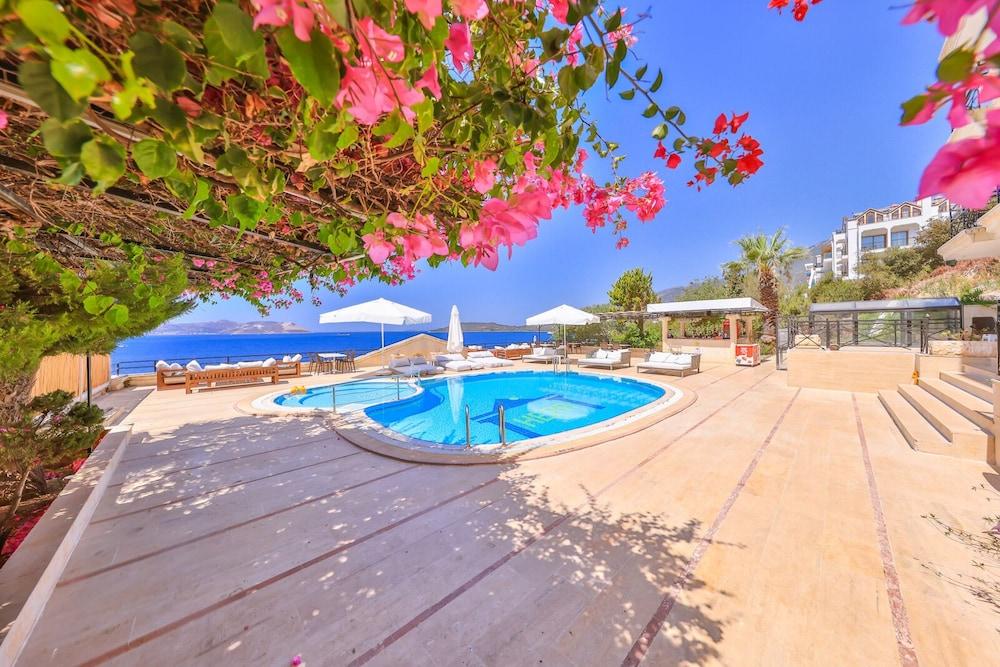 Hera Hotel Каш Екстериор снимка