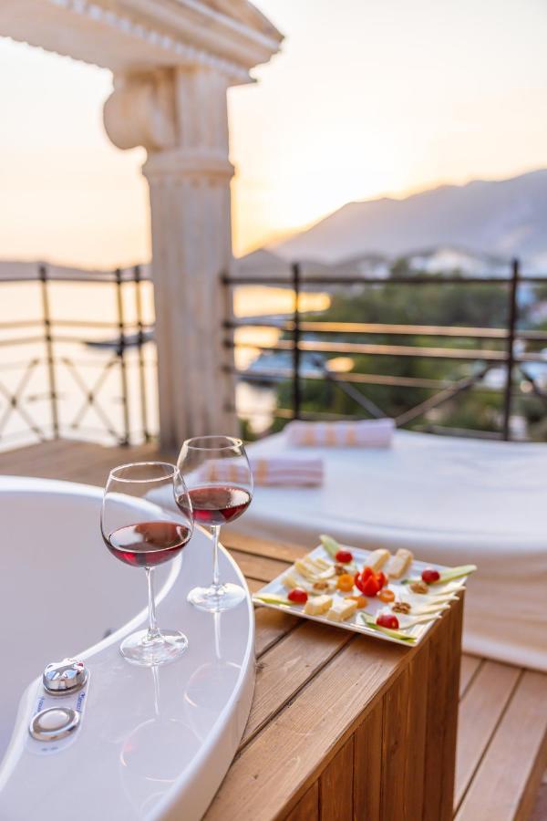 Hera Hotel Каш Екстериор снимка