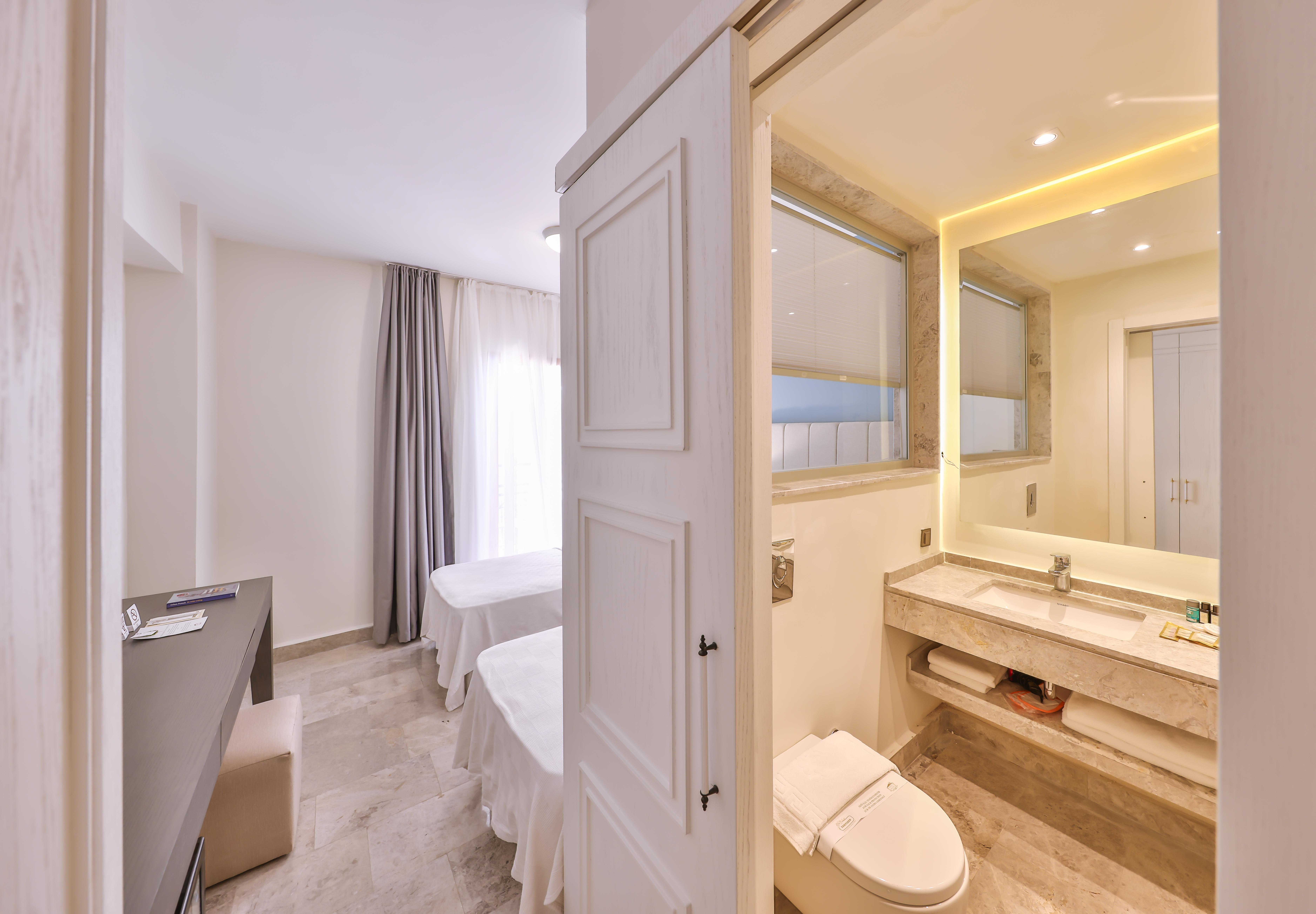 Hera Hotel Каш Екстериор снимка